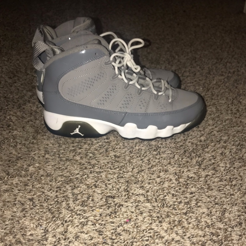 Cool gray 9s